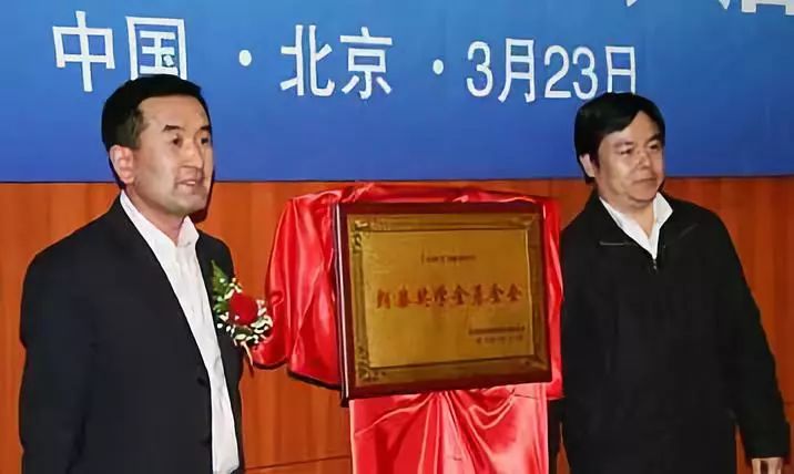 大美bat365官网登录入口 |明心见性，止于至善，民族教育践行者(图9)