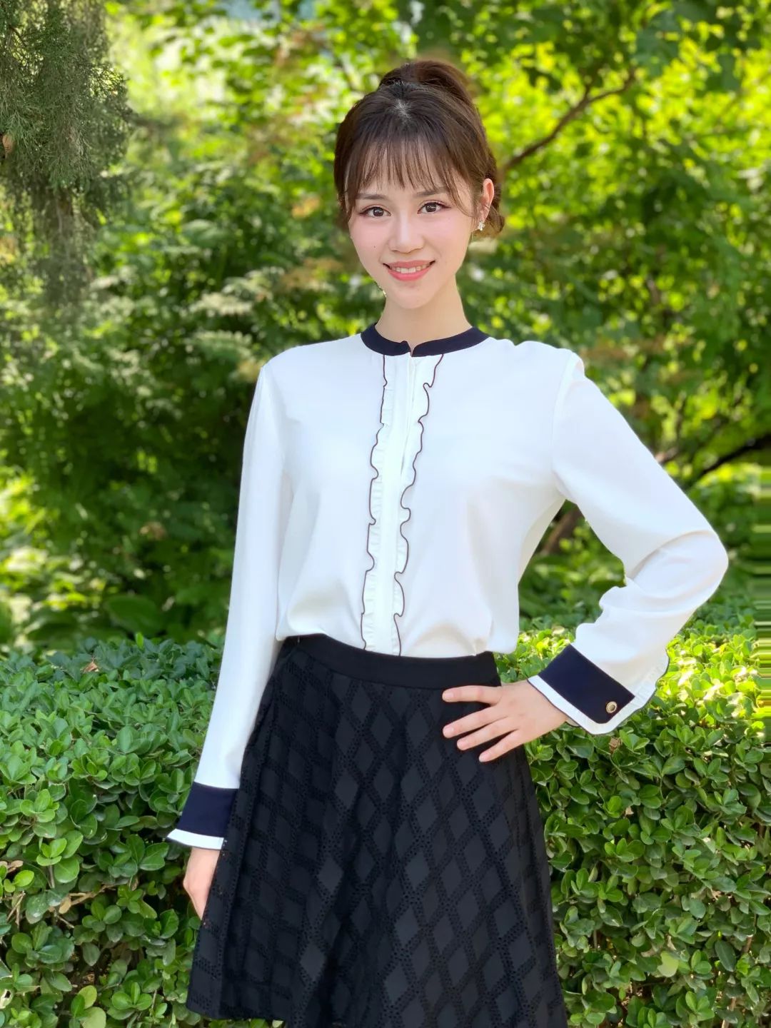 她独有的魅力和气质，展示自己的风采(图9)